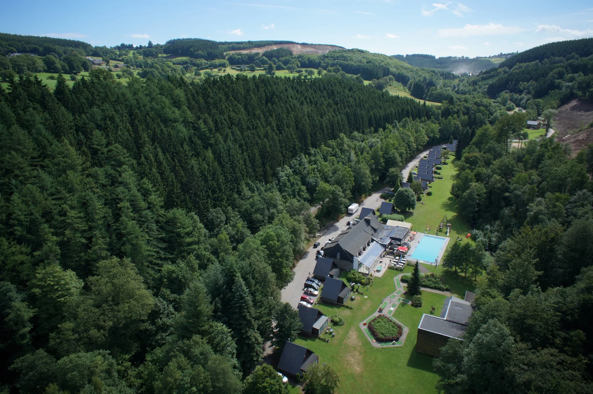 Arimont Valley Hotel