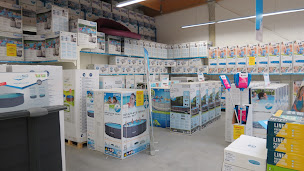 Photo n°13 de Cash Piscines à Bourgoin-Jallieu (Service de réparation de piscines)