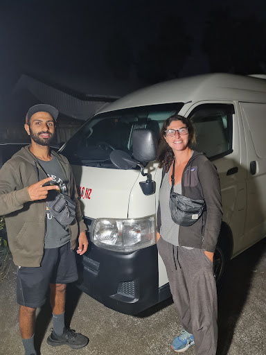 Sm motors and rentals (5/7/8 seater car and cargo/moving van rentals & small furniture delivery services) - Thumbnail