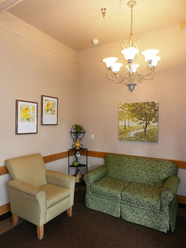 French Prairie Nursing & Rehabilitation Center - Thumbnail