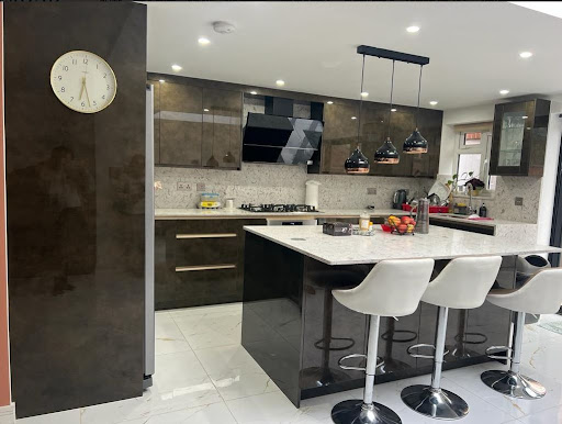 Diamond Kitchens & Wardrobes Gallery - United Kingdom