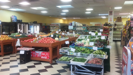 Lucky Food Market. 5611 N State Rd 7