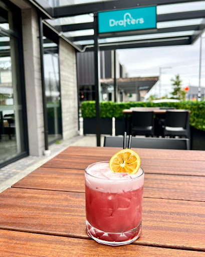 Drafters Bar & Restaurant - Thumbnail