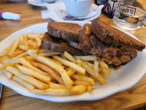 Eggy's Diner - Visual