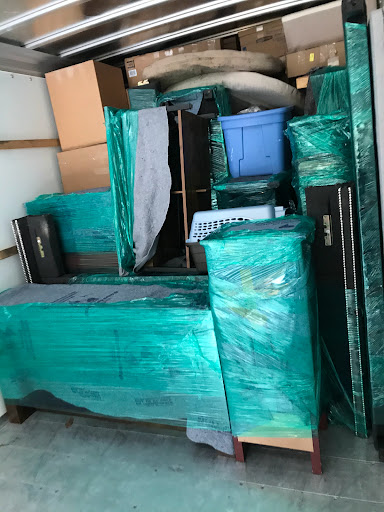 K & R’s Northwest Moving and Delivery - Thumbnail