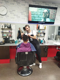 Photo n°4 de ELYA à Givors (Salon de coiffure)