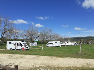 Photo n°3 de Aire Camping-Car Park à Vézac (Terrain pour camping-cars)
