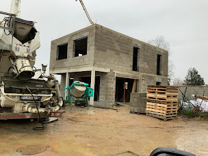 Photo n°7 de SLDC Société Lyonnaise de Construction à Albigny-sur-Saône (Remodeleur)