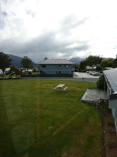 Photos of Lakeside Motel & Apartments