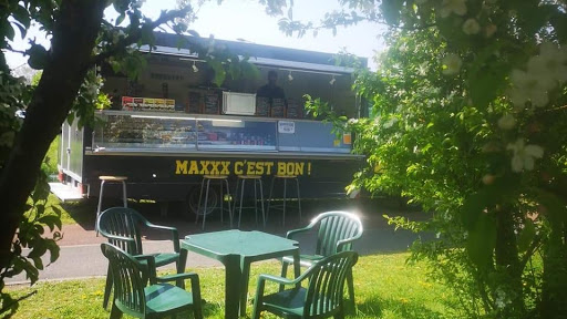 O'max burger. Food truck.