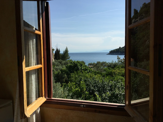 Limnonari Beach Rooms - Γιατρός