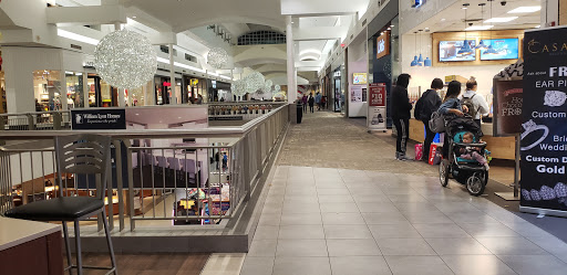Dillard's - Visual