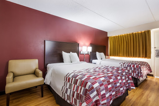 Red Roof Inn Shelbyville - Thumbnail