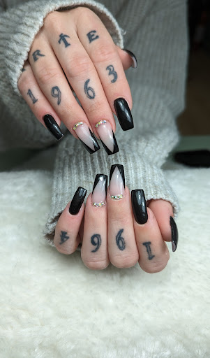 Madame.S - Thumbnail