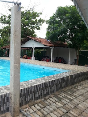 Primrose Holiday Resort, Author: thilak kapuge