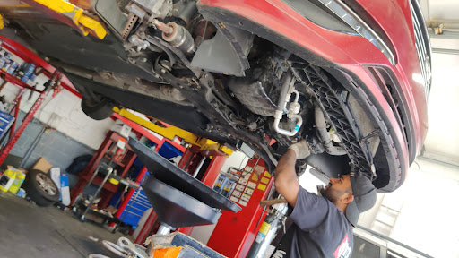 United Bronx Auto Repair and Tires - Thumbnail