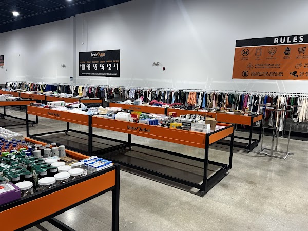 Deals Outlet Bin Store photo 2