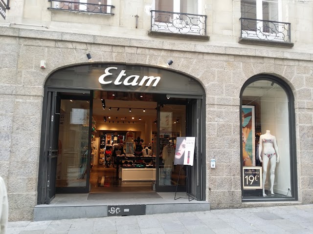 Etam Lingerie et Prêt-à-porter