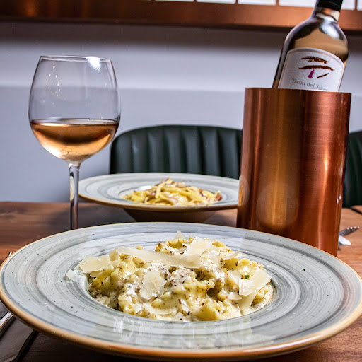 Murati's Pizzeria | Newport Pagnell - Thumbnail