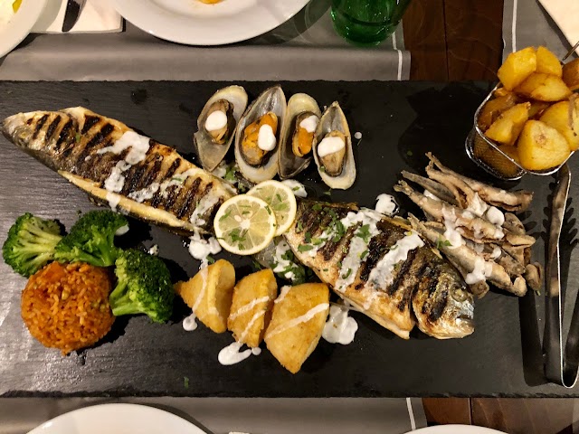 Ariston Hellenic Restaurant