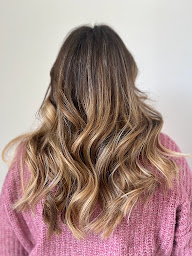 Photo n°9 de Toutif' S Céline expert balayages personnalises à Cormicy (Salon de coiffure)