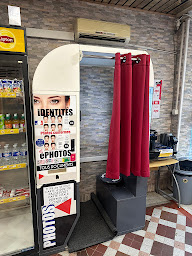 Photo n°6 de RTI | réparation téléphonique et informatique | valence 26 à Valence (Cabine photographique)