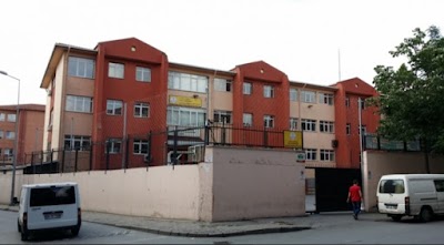 Rıfat Canayakın Anadolu İmam Hatip Lisesi