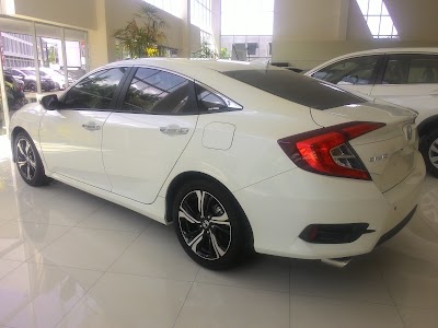 Photos of Honda Martadinata 2 - Manado