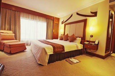 Photos of Hotel Cambodiana