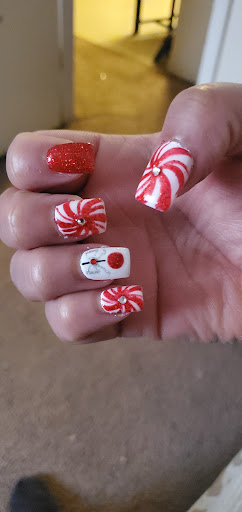 Nail's 4U - Visual