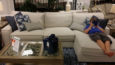 Photos of Zak's Furniture
