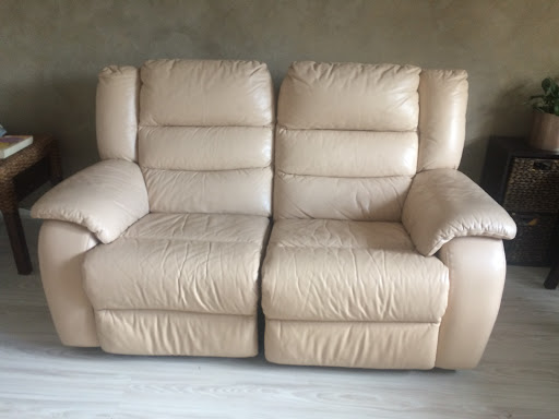 Flawless Carpet Cleaning & Pest Control - Thumbnail