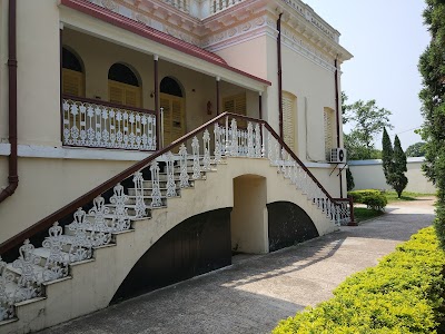 Photos of Uttara Gonovobon