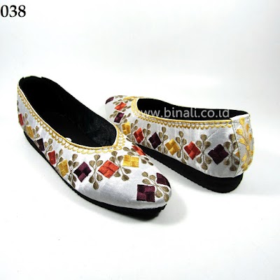 Photos of Sepatu Bordir Murah 085230245525