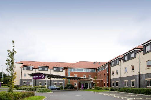 Premier Inn London Hayes, Heathrow (Hyde Park) hotel
