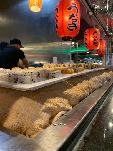 Famous Buffet - Visual
