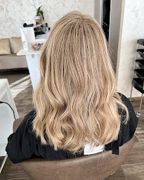 Photo n°23 de JUSTIN’HAIR COIFFURE à Carros (Salon de coiffure)