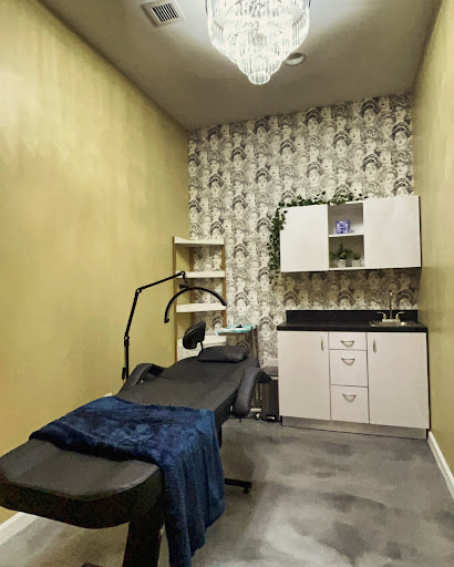 Daniz Brow Design at Salon World Suites - Thumbnail