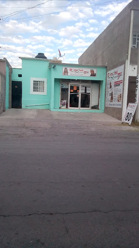 D' Moni Salón