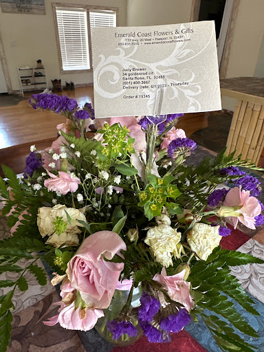 Emerald Coast Flowers & Gifts - Thumbnail