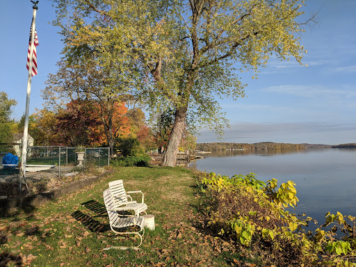 Eagles Perch on the Hudson Gallery - United States