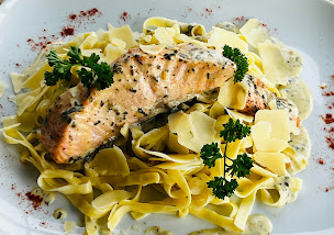 Photo n°11 de EOMA TRAITEUR à Ris-Orangis (Sandwicherie)