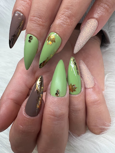 Julia's NailsandMore - Thumbnail