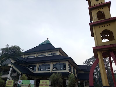 Photos of Masjid Raya Al-Muttaqin