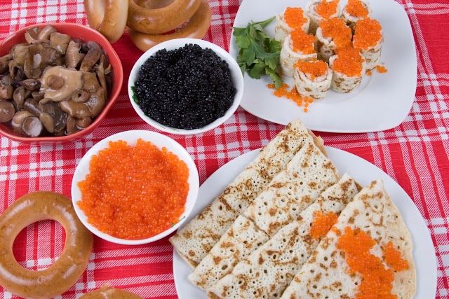"Slavmarket" - магазин русских продуктов в Париже. Lépicerie russe à Paris.