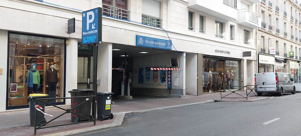 [P] Parking Wilson Barbusse - Levaparc