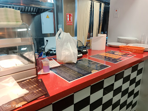 Sk Pizza Hut - Thumbnail