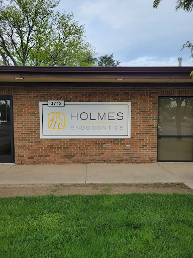 Holmes Endodontics