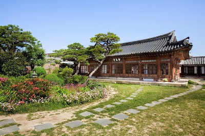 Photos of 전주한옥마을 인재고택 학인당(HAGINDANG) 學忍堂