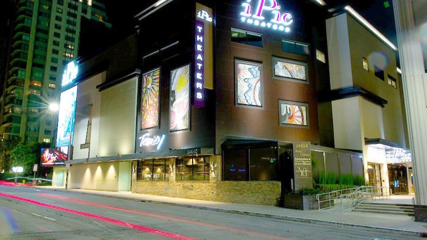 IPIC Theaters by null